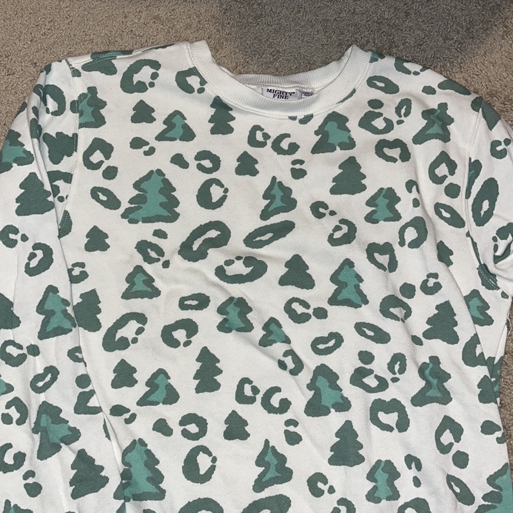 Cheetah print & Christmas tree sweater target mighty fine size L